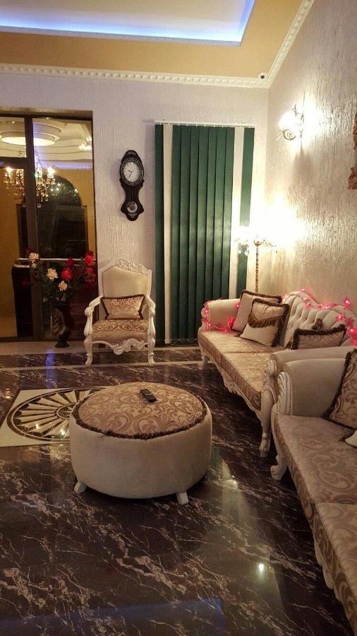 Lux Palace Hotel Κουτάισι Εξωτερικό φωτογραφία