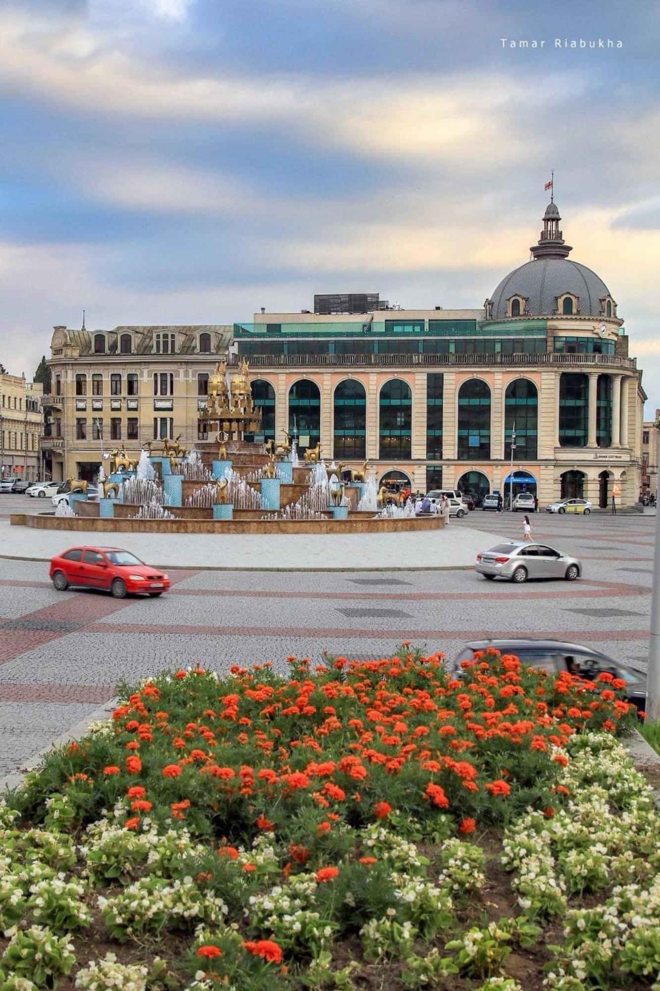 Lux Palace Hotel Κουτάισι Εξωτερικό φωτογραφία