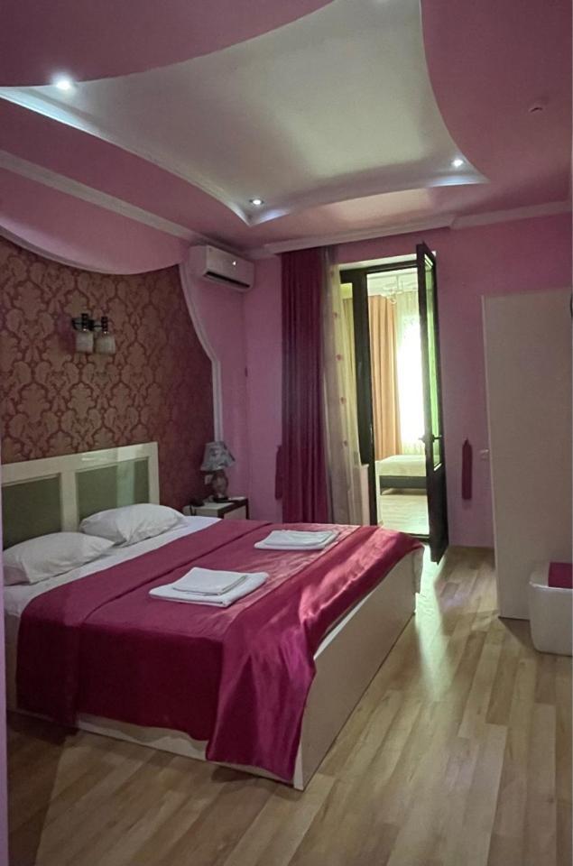 Lux Palace Hotel Κουτάισι Εξωτερικό φωτογραφία
